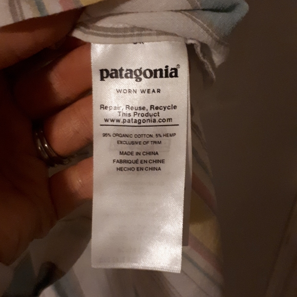 Patagonia A/C Lightweight Cover-up - Picture 5 of 5